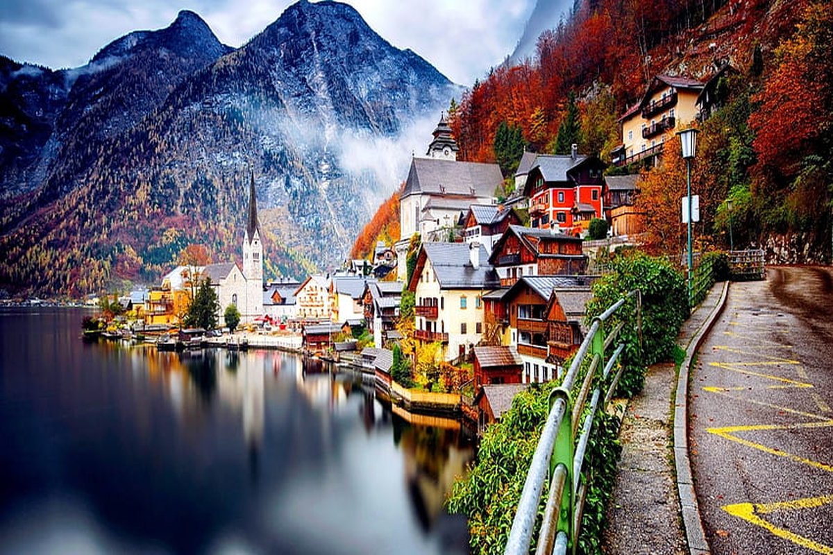 Hallstatt - Un fiabesco villaggio sul lago